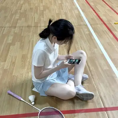 袁龙东